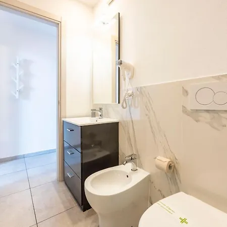 La Casa Rosa Al Mare Apartamento *