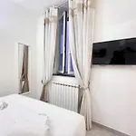 Casa Rosa Al Mare, * Rapallo