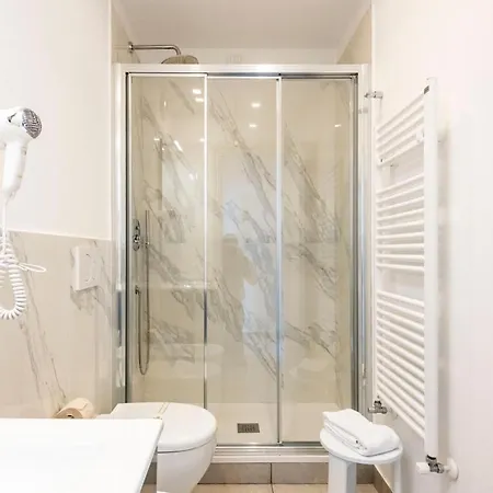 Casa Rosa Al Mare, *