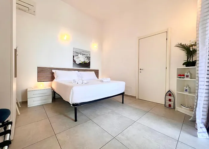 Casa Rosa Al Mare, *