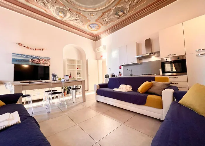 Casa Rosa Al Mare, *